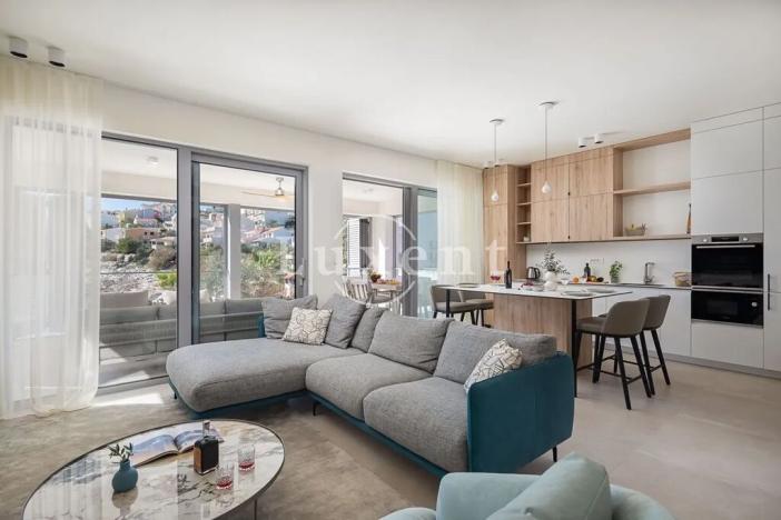 Prodej vily, Rogoznica, Chorvatsko, 675 m2