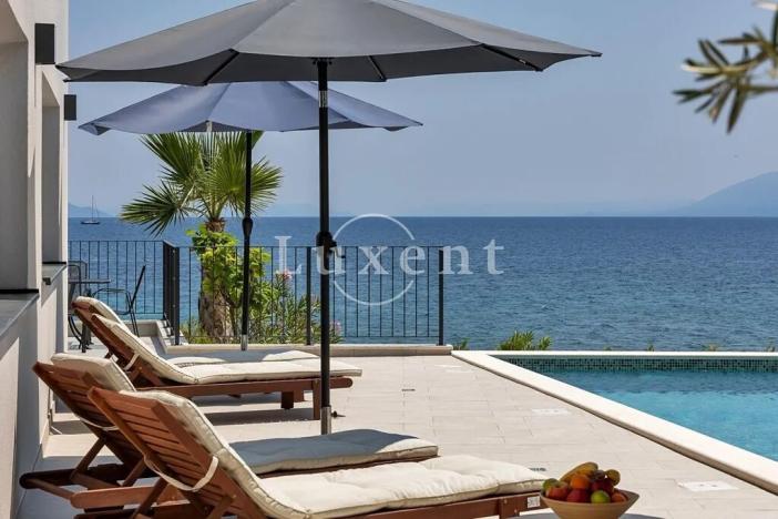 Prodej bytu 3+kk, Sućuraj, Chorvatsko, 220 m2