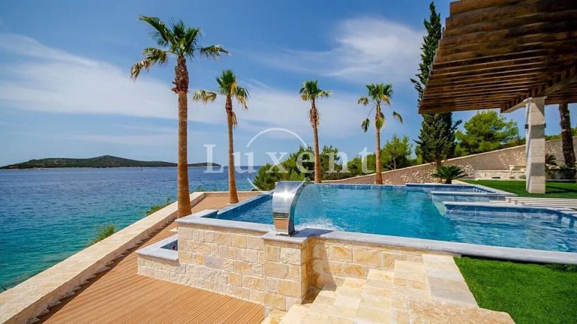 Prodej vily, Rogoznica, Chorvatsko, 460 m2