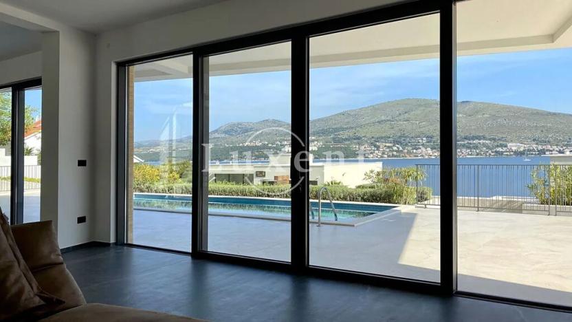 Prodej vily, Trogir, Chorvatsko, 326 m2