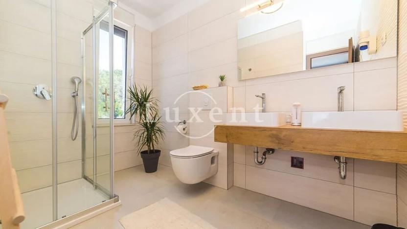 Prodej vily, Trogir, Chorvatsko, 325 m2