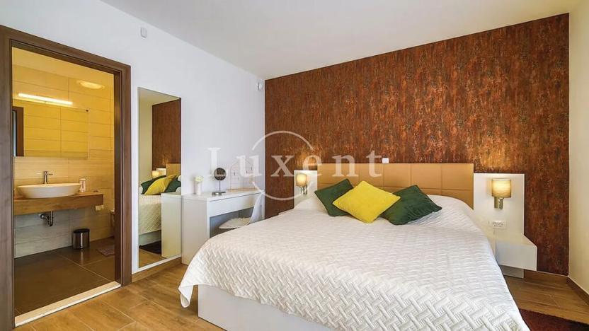 Prodej vily, Trogir, Chorvatsko, 325 m2