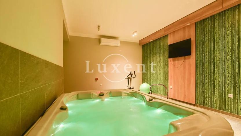 Prodej vily, Trogir, Chorvatsko, 325 m2