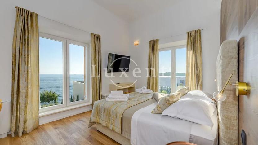 Prodej vily, Rogoznica, Chorvatsko, 420 m2