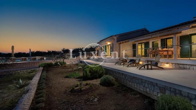 Prodej vily, Zadar, Chorvatsko, 280 m2