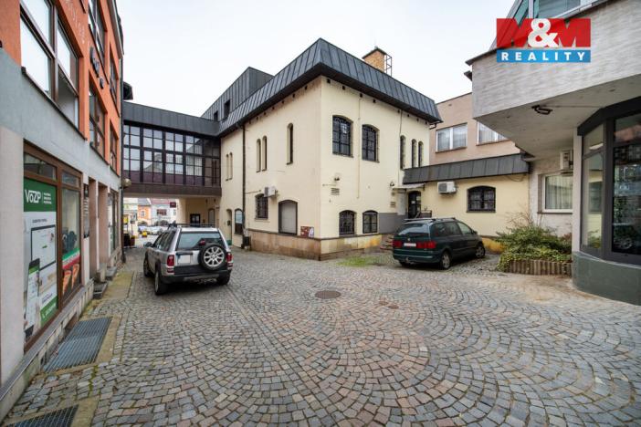 Prodej obchodního prostoru, Ústí nad Orlicí, Mírové nám., 1000 m2