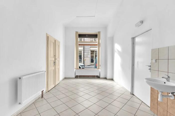 Pronájem obchodního prostoru, Hradec Králové, Tomkova, 133 m2