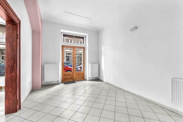 Pronájem obchodního prostoru, Hradec Králové, Tomkova, 133 m2