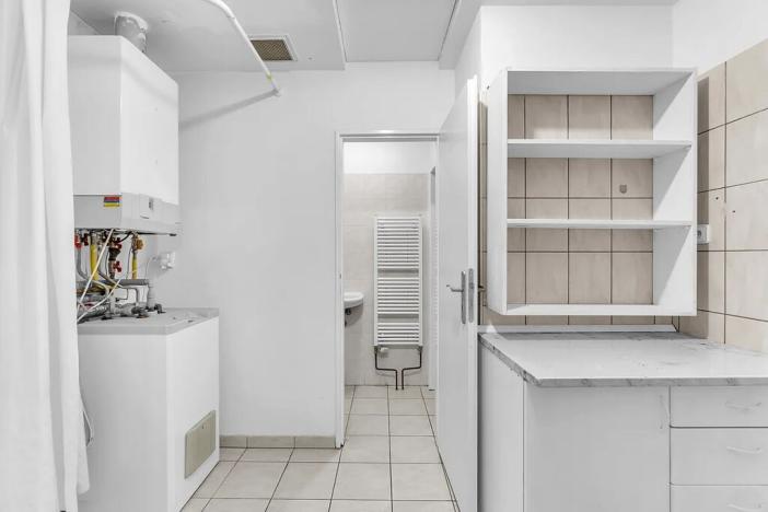 Pronájem obchodního prostoru, Hradec Králové, Tomkova, 133 m2