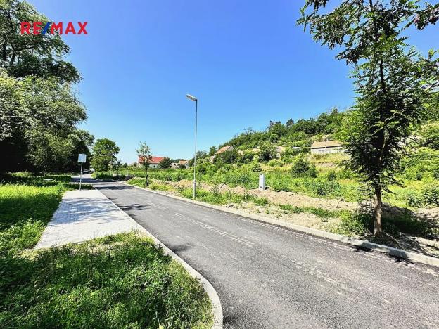 Prodej pozemku pro bydlení, Zvoleněves, 783 m2