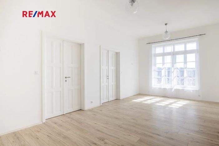 Prodej vícegeneračního domu, Vráž, Nad Loděnicí, 219 m2