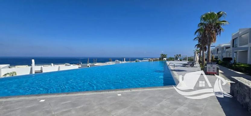 Prodej bytu 1+kk, Agios Amvrosios Keryneias, Kypr, 38 m2