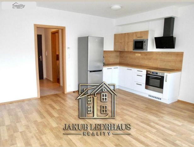 Pronájem bytu 1+kk, Praha - Kamýk, Kramperova, 31 m2