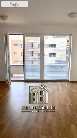 Pronájem bytu 1+kk, Praha - Kamýk, Kramperova, 31 m2