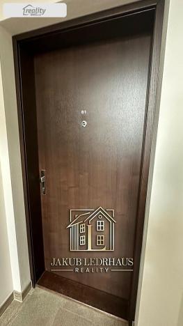 Pronájem bytu 1+kk, Praha - Kamýk, Kramperova, 31 m2