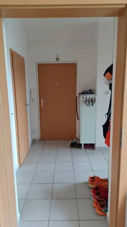 Prodej bytu 2+kk, Moravany, Sadová, 54 m2