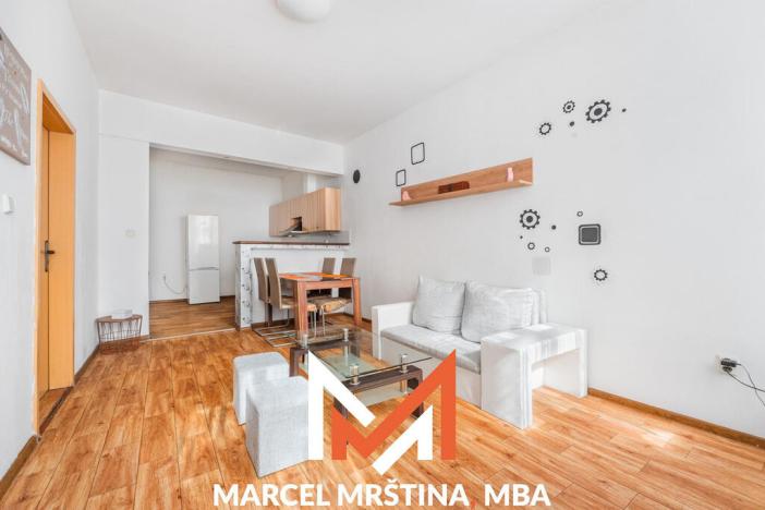 Prodej rodinného domu, Broumov - Nové Město, U Dolní brány, 1040 m2