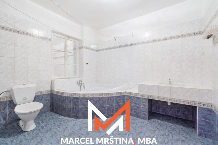 Prodej rodinného domu, Broumov - Nové Město, U Dolní brány, 1040 m2