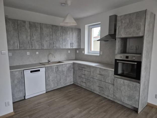 Pronájem bytu 4+kk, Stochov, Osvobození, 90 m2