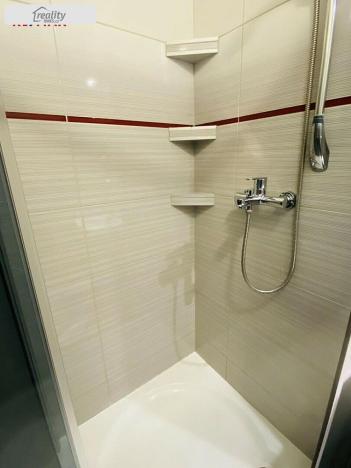 Pronájem bytu 1+1, Kroměříž, Rumunská, 32 m2