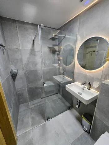 Prodej bytu 3+kk, Černý Důl, 77 m2