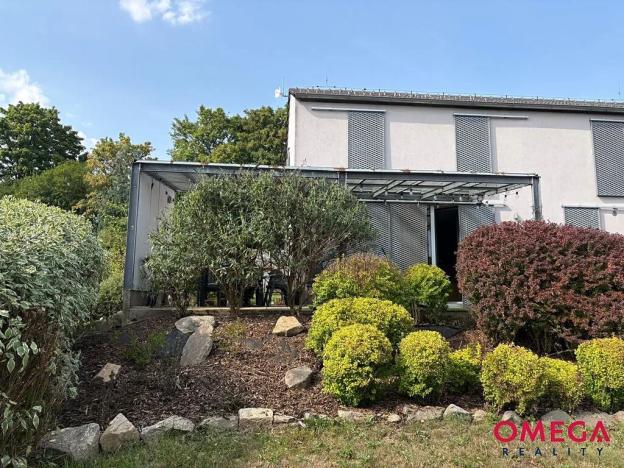 Pronájem rodinného domu, Kamenice, Vnitřní, 140 m2