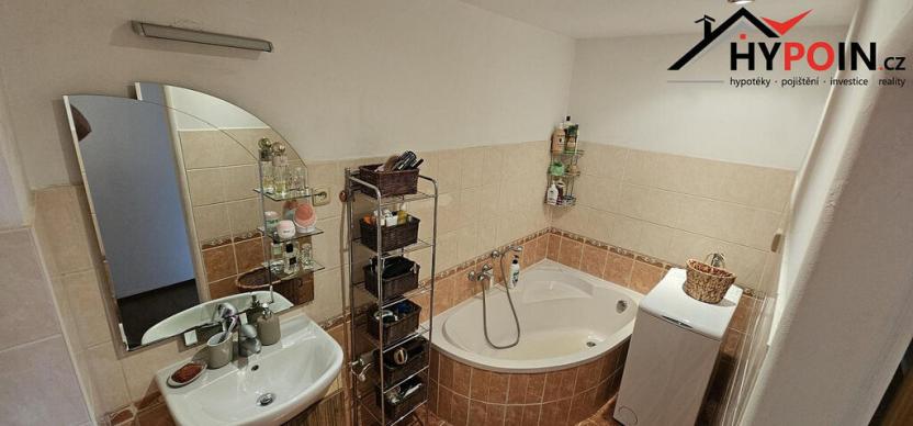 Prodej bytu 2+1, Dvůr Králové nad Labem, 17. listopadu, 58 m2