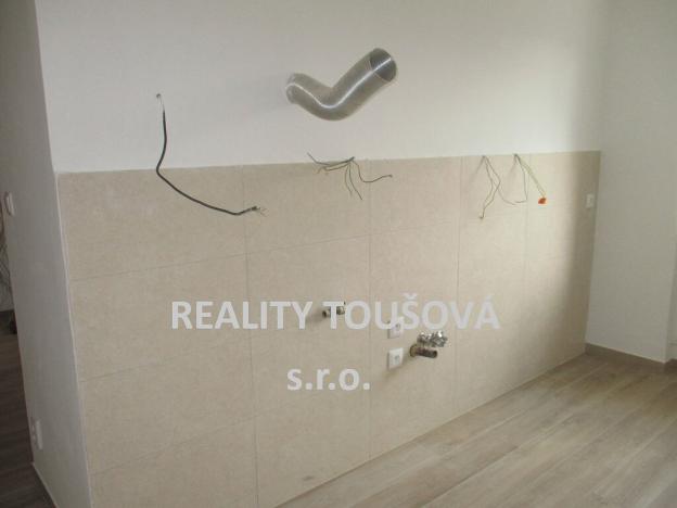 Prodej bytu 2+1, Plzeň - Jižní Předměstí, Lukavická, 64 m2