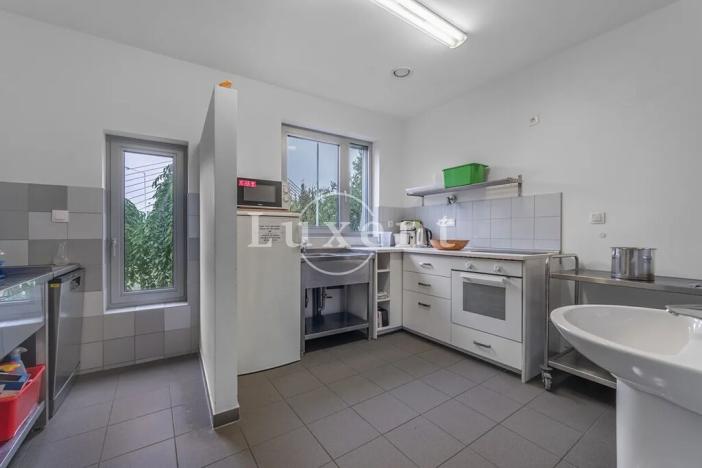 Prodej komerční nemovitosti, Praha - Strašnice, Olešská, 310 m2