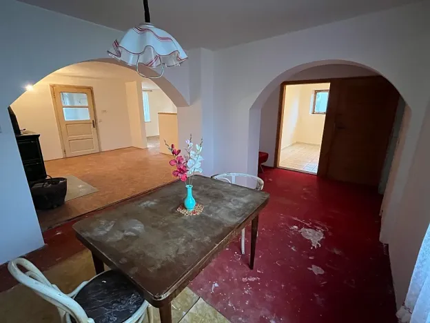 Prodej rodinného domu, Černovice, 244 m2