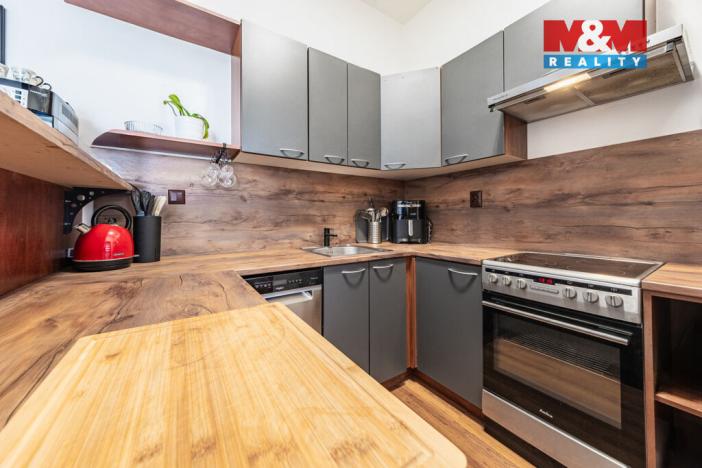 Prodej bytu 2+kk, Milovice - Mladá, Topolová, 46 m2