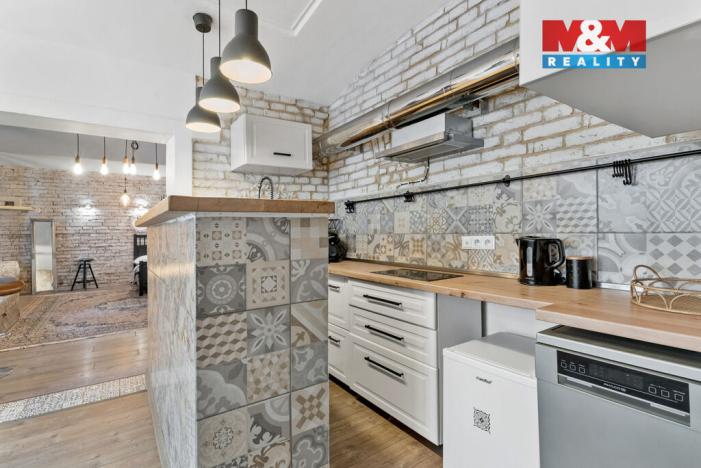 Prodej činžovního domu, Kravaře, P. Bezruče, 254 m2