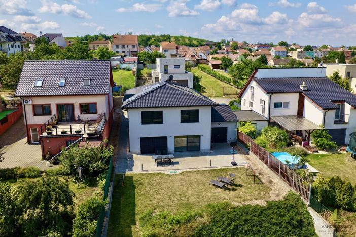 Prodej rodinného domu, Zaječí, Sadařská, 238 m2