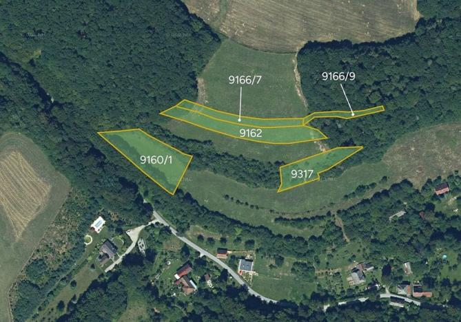 Prodej pole, Krajné, Slovensko, 21953 m2