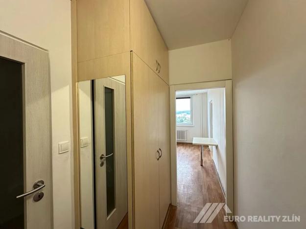 Pronájem bytu 2+kk, Otrokovice, SNP, 38 m2