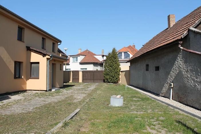 Prodej rodinného domu, Ovčáry, 138 m2