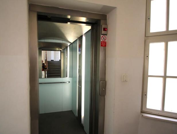 Prodej bytu 4+kk, Praha - Bubeneč, Jugoslávských partyzánů, 123 m2