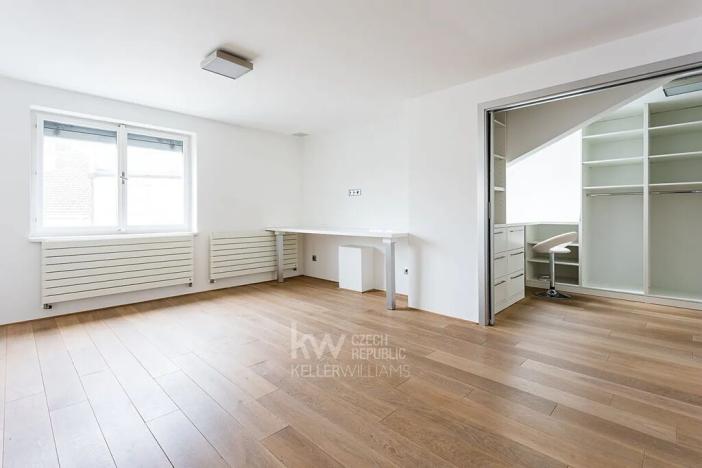 Prodej bytu 5+kk, Praha, Jaselská, 192 m2