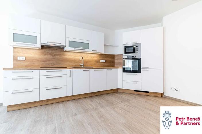 Pronájem bytu 3+kk, Rakovník, Husovo náměstí, 87 m2