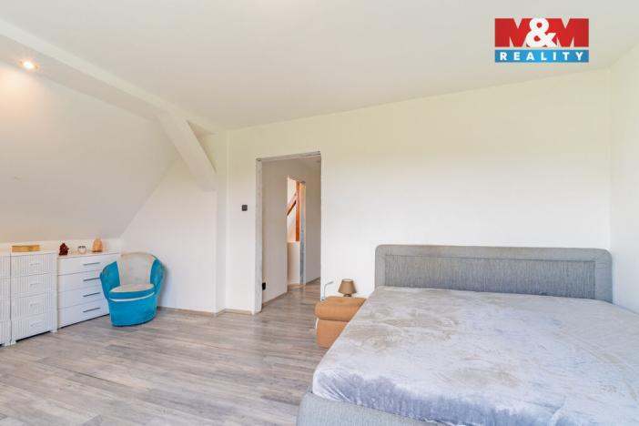 Prodej rodinného domu, Plesná, Kostelní, 180 m2