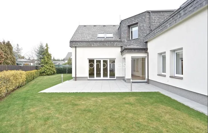 Pronájem vily, Horoměřice, Za Dvorem, 330 m2