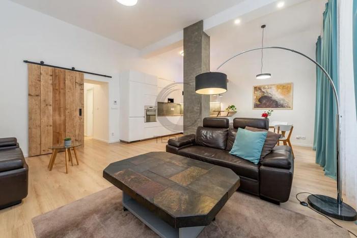 Pronájem bytu 2+kk, Praha - Vinohrady, Vinohradská, 69 m2