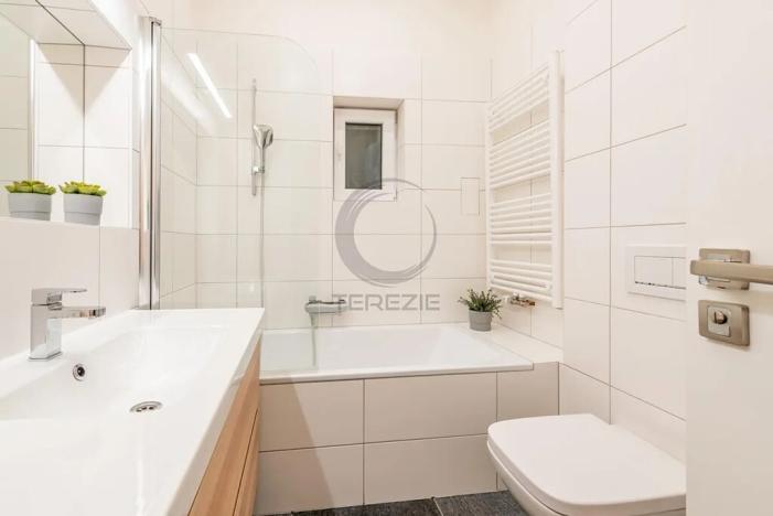 Pronájem bytu 2+kk, Praha - Vinohrady, Vinohradská, 69 m2