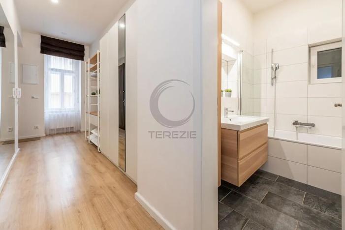 Pronájem bytu 2+kk, Praha - Vinohrady, Vinohradská, 69 m2