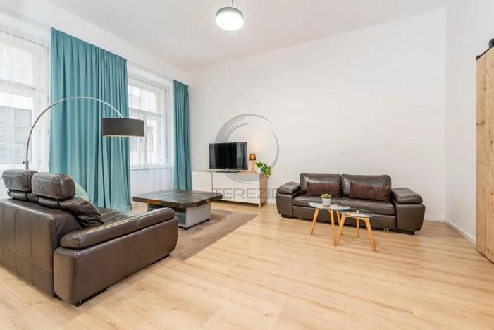 Pronájem bytu 2+kk, Praha - Vinohrady, Vinohradská, 69 m2