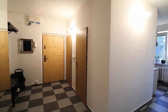 Prodej bytu 3+1, Karlovy Vary, Krymská, 68 m2