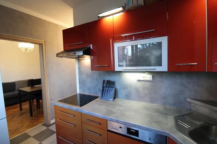 Prodej bytu 3+1, Karlovy Vary, Krymská, 68 m2