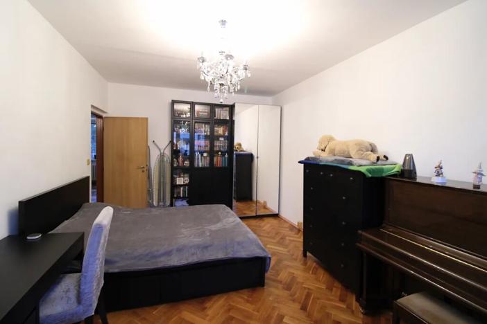 Prodej bytu 3+1, Karlovy Vary, Krymská, 68 m2