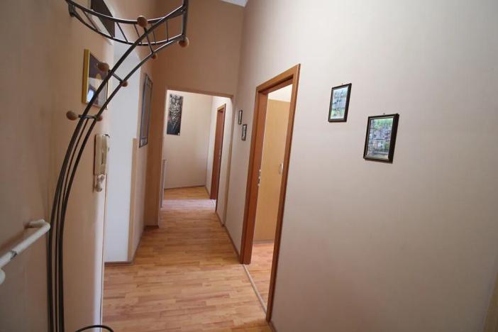 Prodej bytu 2+1, Karlovy Vary, I. P. Pavlova, 54 m2