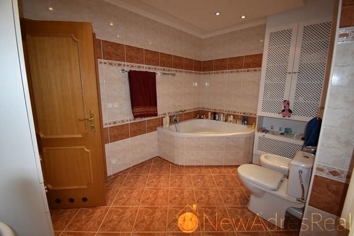 Prodej vily, Karlovy Vary, Tisová, 220 m2